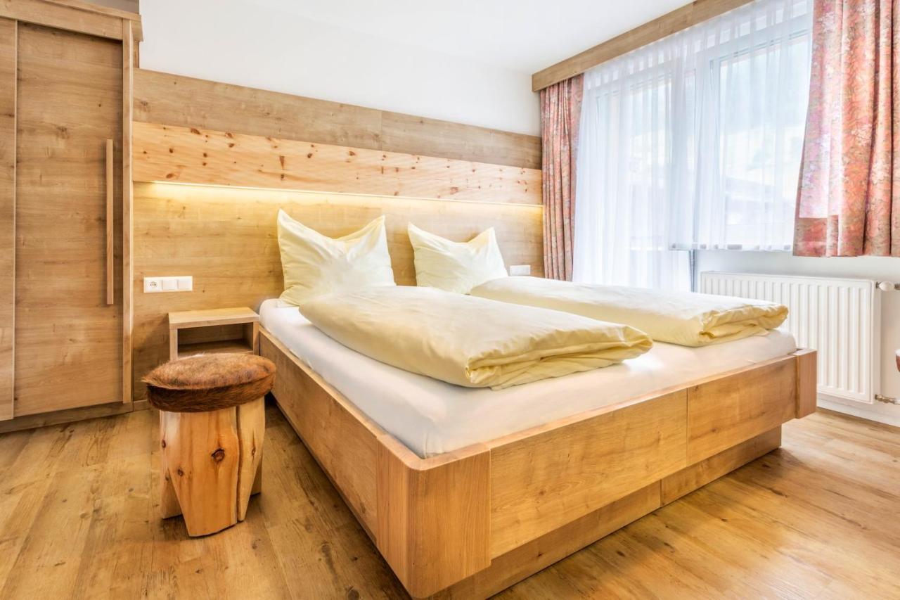 Pension Ahorn Saalbach-Hinterglemm Exterior foto