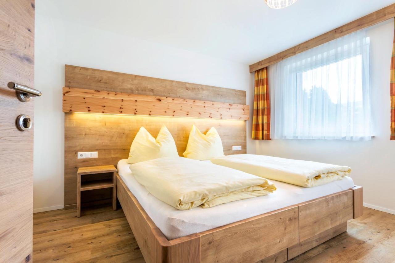Pension Ahorn Saalbach-Hinterglemm Exterior foto